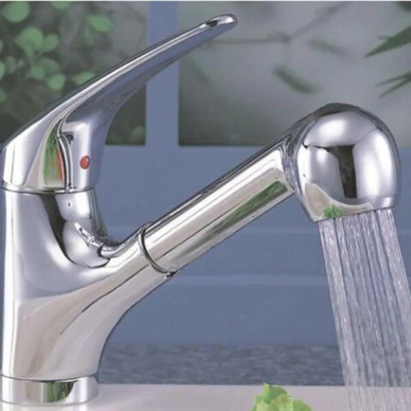 Douchette extractible pour robinet de cuisine moderne